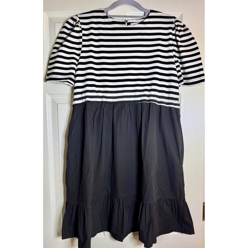 ANNIEWEAR Women's Medium Black & White Knee Length Dress